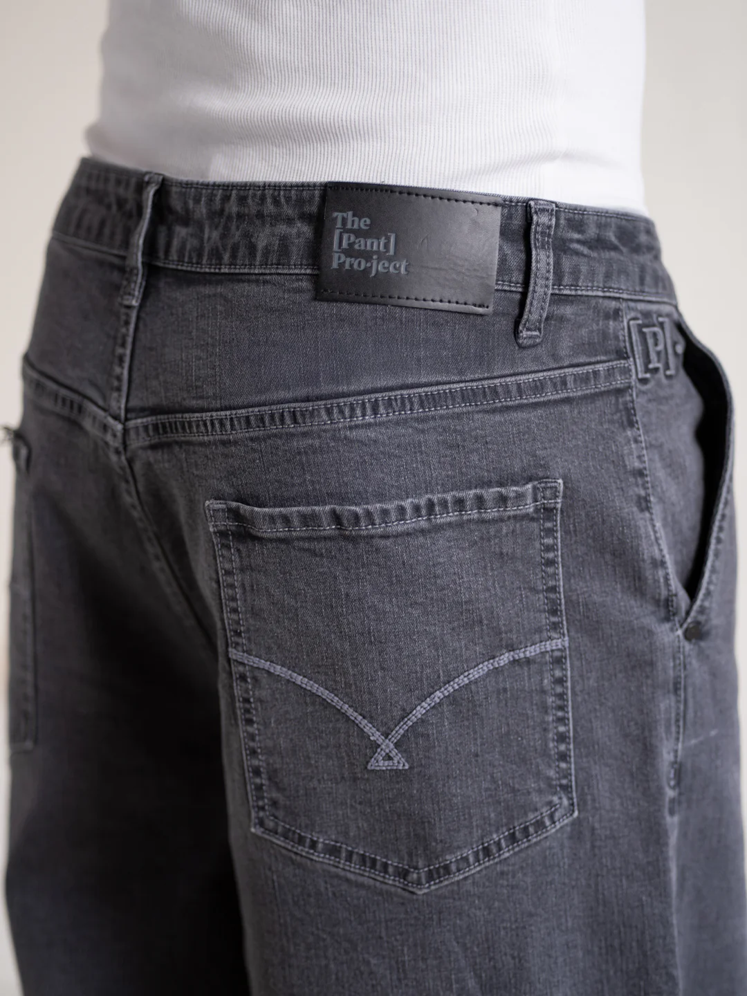 Leadstone Grey Baggy Fit Jeans - Image 7