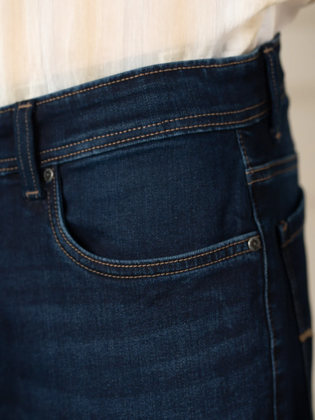 Venice Indigo Whiskered Relaxed Fit Jeans - Image 12
